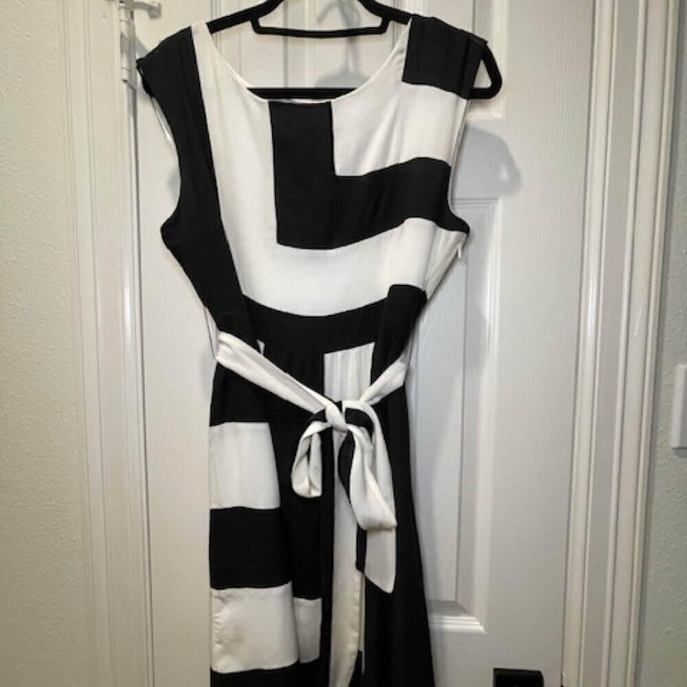 MM Couture Dress Black and White Mod Print 100% Silk Size Large